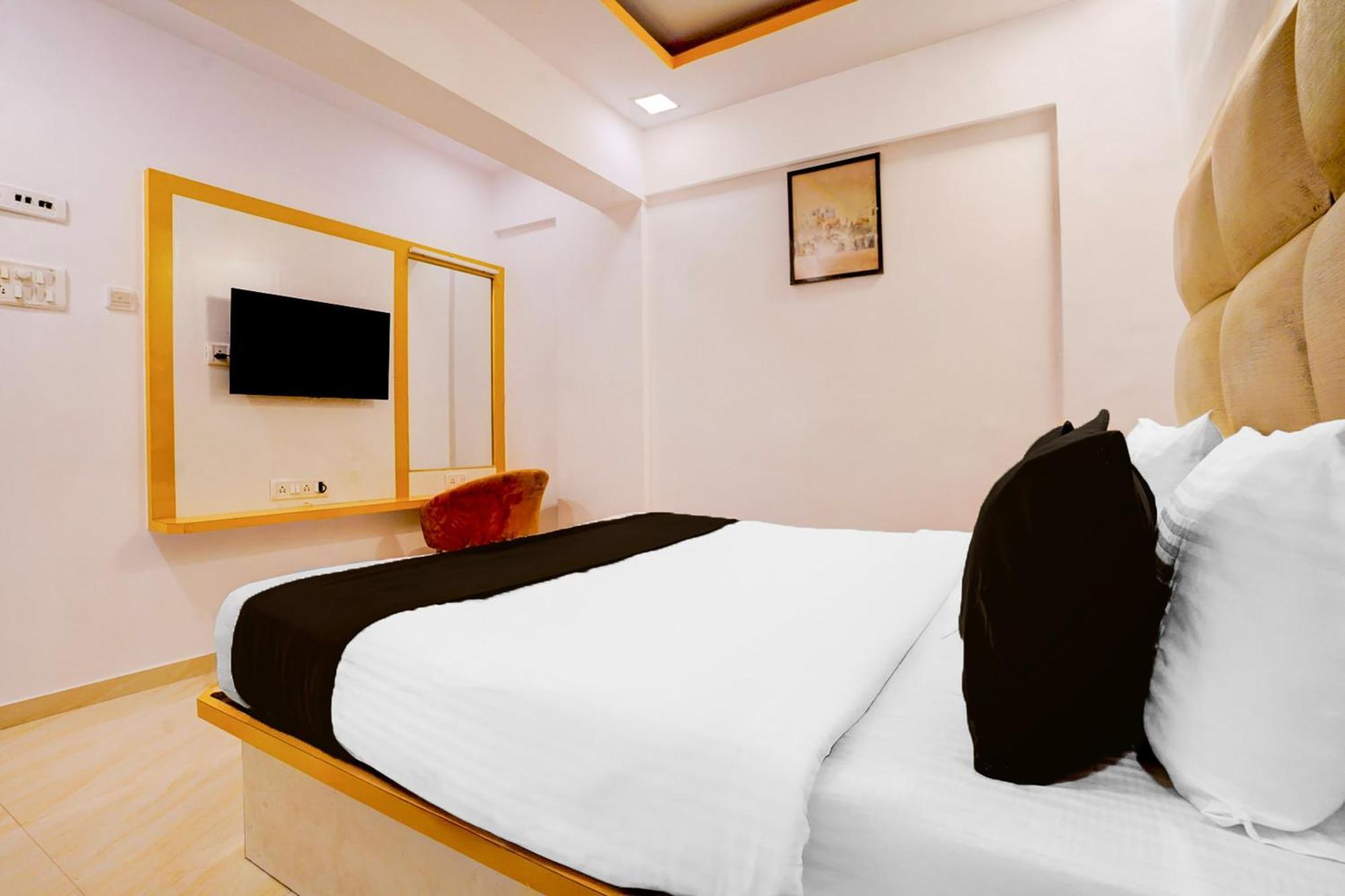 Classic Triple Room,1672620463:JPEG